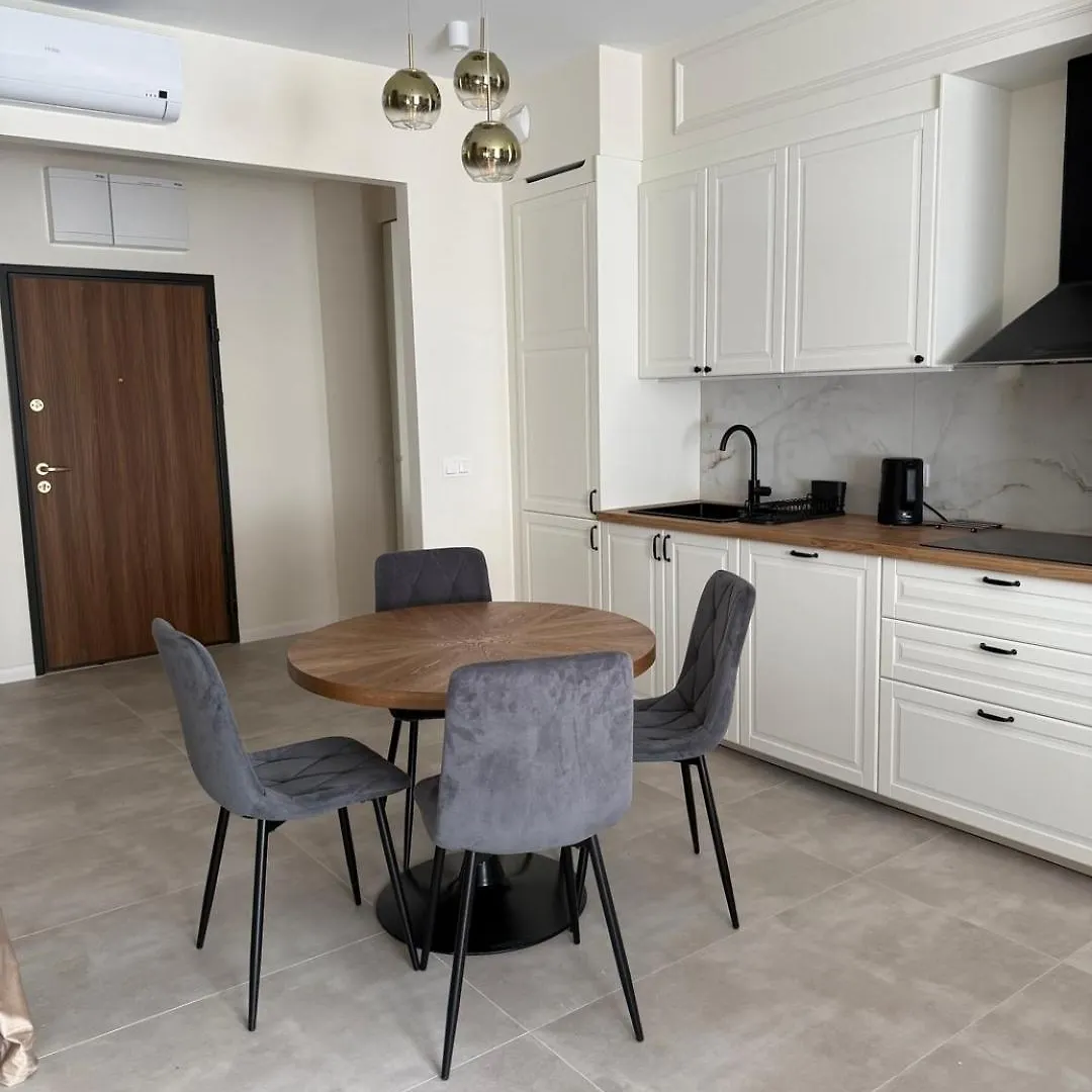 Househost Apartment Smolensk Elegant Studio Ac Lift Security Krakow Poland