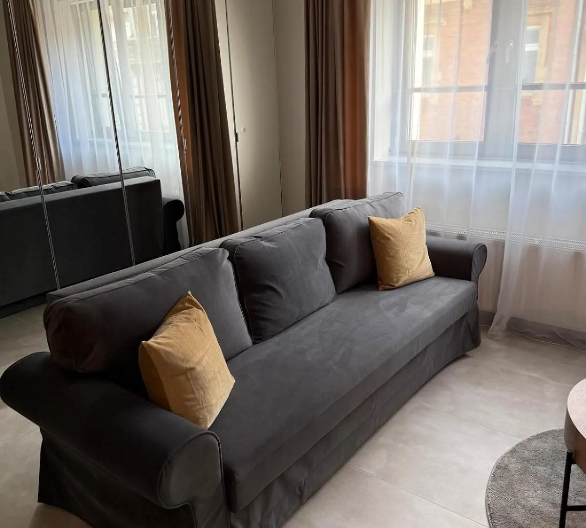 Househost Apartment Smolensk Elegant Studio Ac Lift Security 크라쿠프