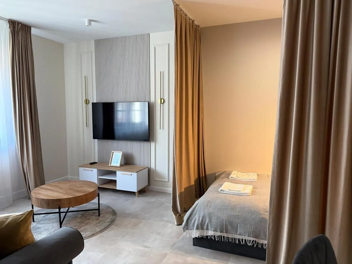 Househost Apartment Smolensk Elegant Studio Ac Lift Security 크라쿠프